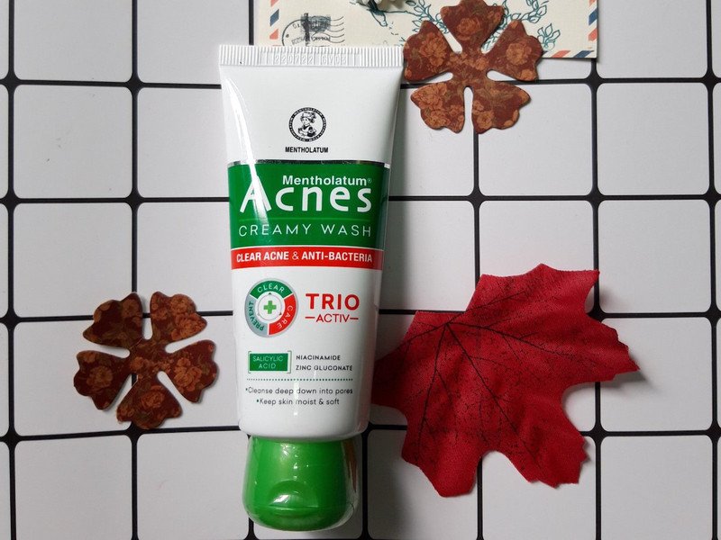 Acnes Creamy Wash giúp làm sạch da, kháng khuẩn và ngừa mụn hiệu quả