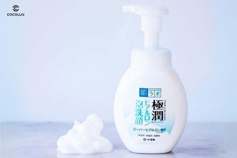bao bi bot rua mat hada labo ban noi dia
