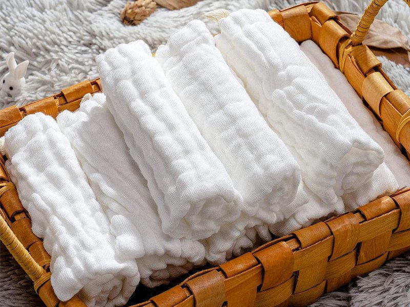 Cha mẹ nên ưu tiên lựa chọn khăn mặt dành riêng cho trẻ nhỏ