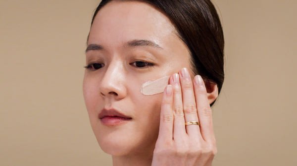 Chăm sóc da mụn cho bà bầu theo quy trình khoa học