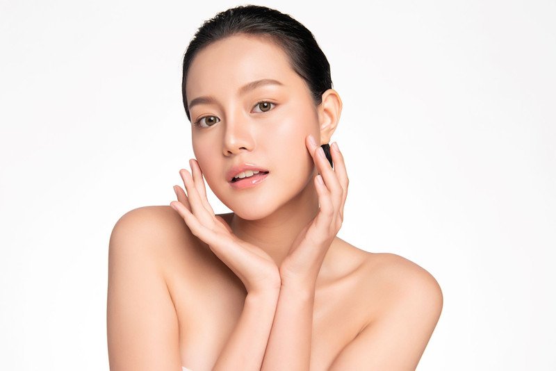 Da thường cân bằng dầu và độ ẩm