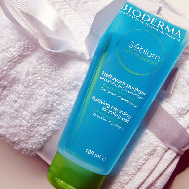 Đánh giá chi tiết sữa rửa mặt Bioderma cho da dầu
