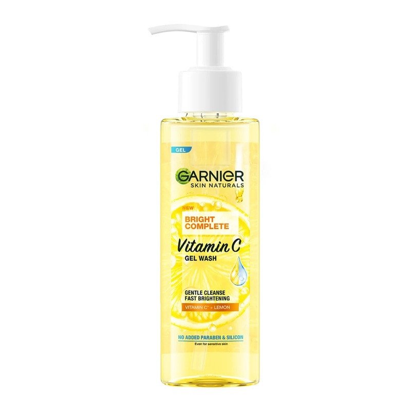 Gel rửa mặt Garnier Vitamin C làm sạch và dưỡng sáng da toàn diện cho nam giới