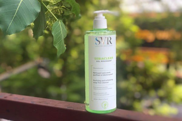 Gel rửa mặt SVR Sebiaclear giúp làm sạch dịu nhẹ cho da mụn nhạy cảm