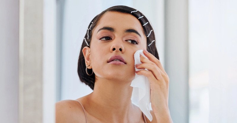 Giảm hiệu quả dưỡng da khi dùng khăn để rửa mặt