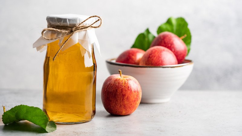 Giấm táo trị gàu