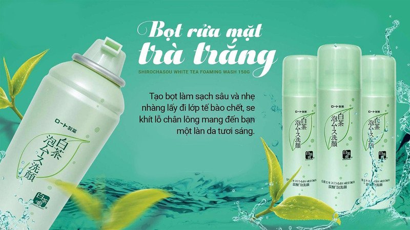 Kết cấu bọt mịn của sữa rửa mặt trà trắng nhẹ nhàng cho da