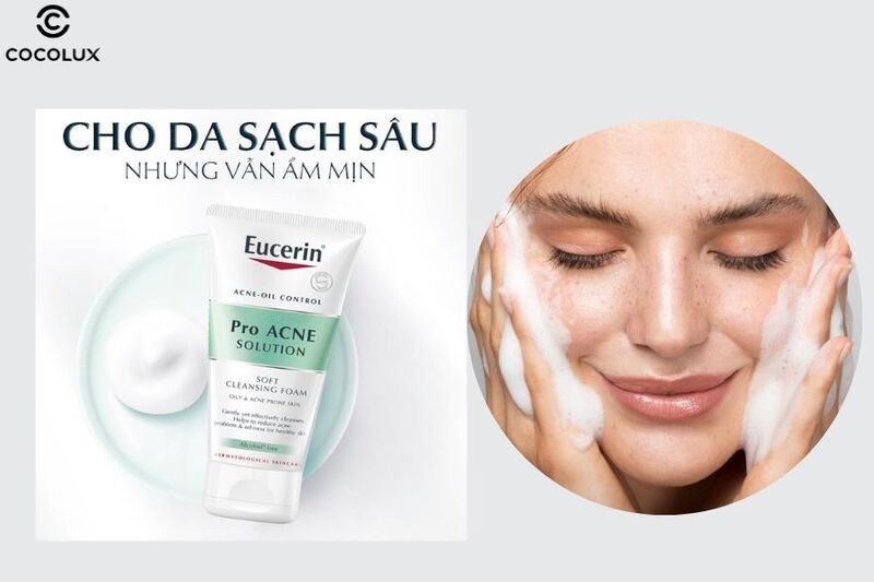 Kết cấu tạo bọt mềm mại của sữa rửa mặt Eucerin tạo bọt cho da mụn