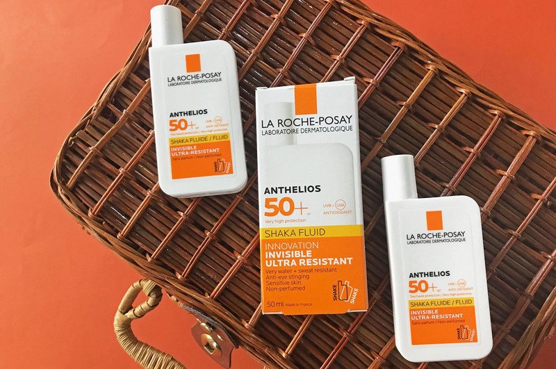 Kiểm tra bao bì sắc nét để nhận biết kem chống nắng La Roche Posay thật giả