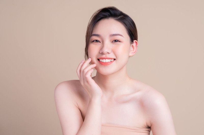 Làn da mịn màng tươi sáng sau khi được chăm sóc kỹ lưỡng