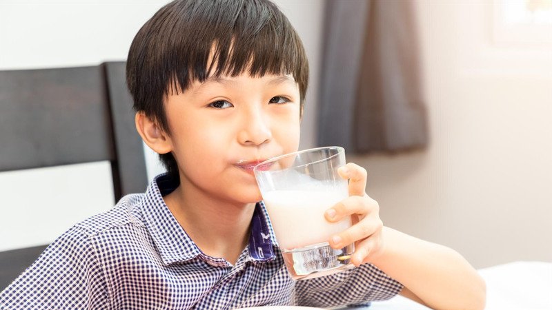 Lựa chọn sữa tăng chiều cao cho trẻ trên 10 tuổi theo tiêu chí khoa học