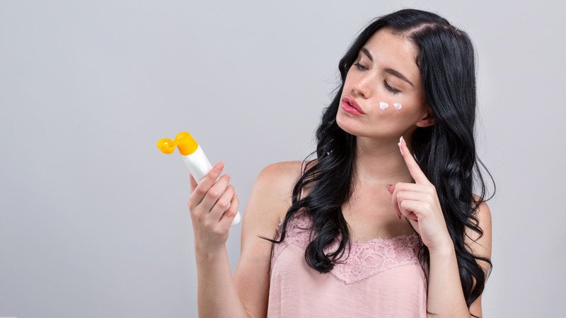 Lưu ý khi dùng mặt nạ chanh mật ong dưỡng da