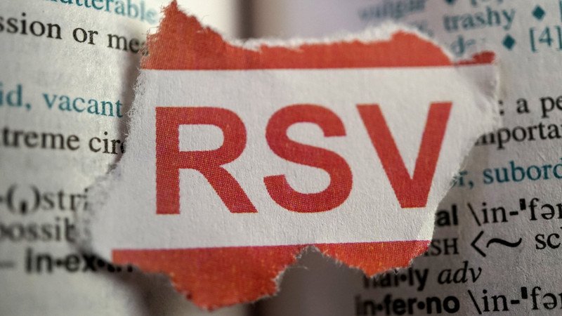 Ngăn chặn lây lan virus hợp bào hô hấp RSV