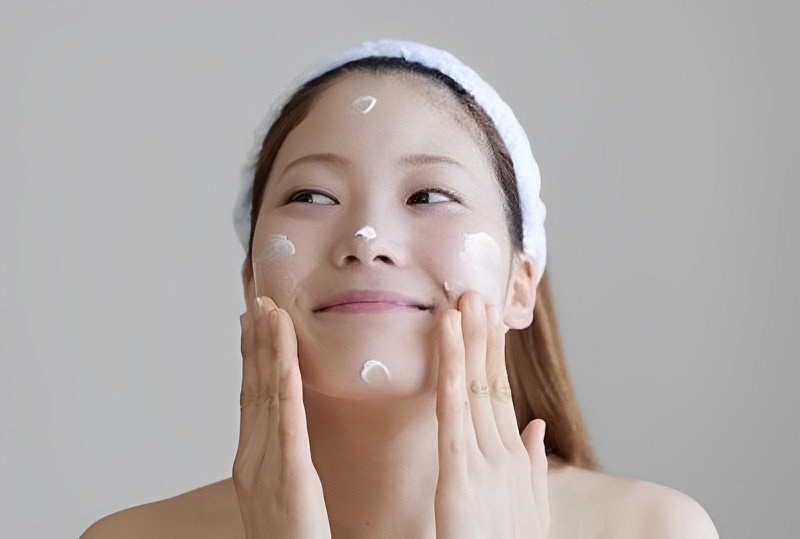 Quy trình chăm sóc da buổi sáng nhanh gọn và hiệu quả