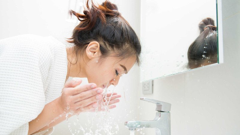 Quy trình rửa mặt đúng cách với sữa rửa mặt nhau thai cừu