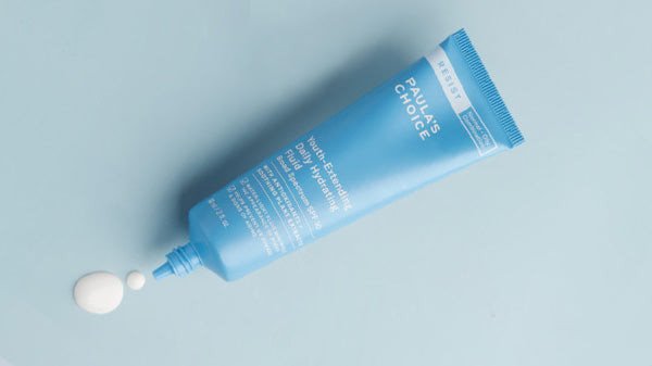 Sản phẩm kem chống nắng lâu trôi dưỡng ẩm Resist Youth-Extending Daily Hydrating Fluid SPF 50