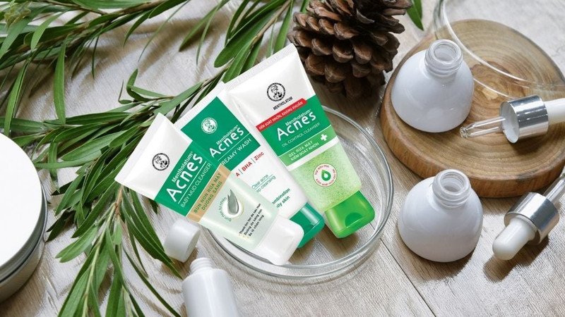 Sản phẩm sữa rửa mặt Acnes cho da dầu mụn với công dụng kiểm soát dầu nhờn
