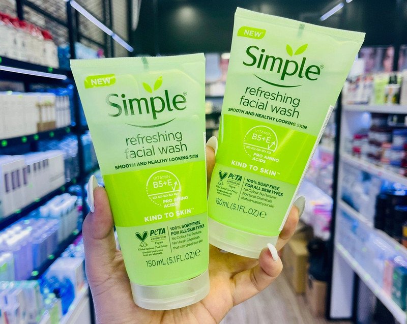 Simple Kind To Skin Refreshing Facial cho da nhạy cảm