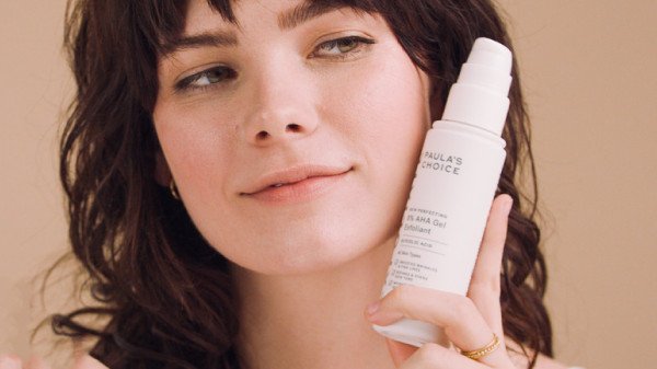 Sử dụng AHA giúp củng cố khả năng giữ ẩm tự nhiên của da