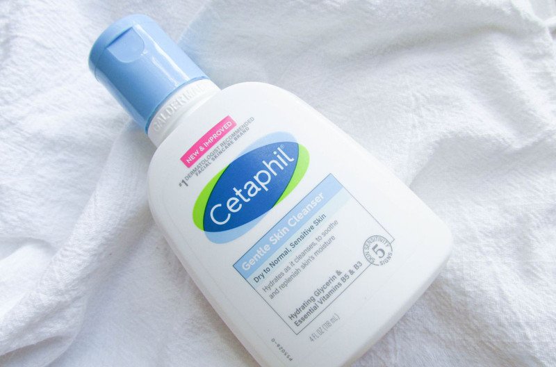 Sữa rửa mặt Cetaphil Gentle Skin Cleanser cho da nhạy cảm