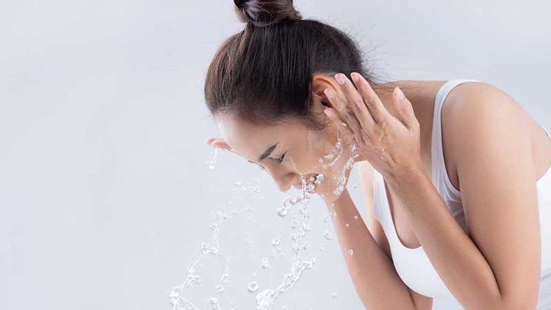 Sữa rửa mặt Dermacos an toàn cho nhiều loại da