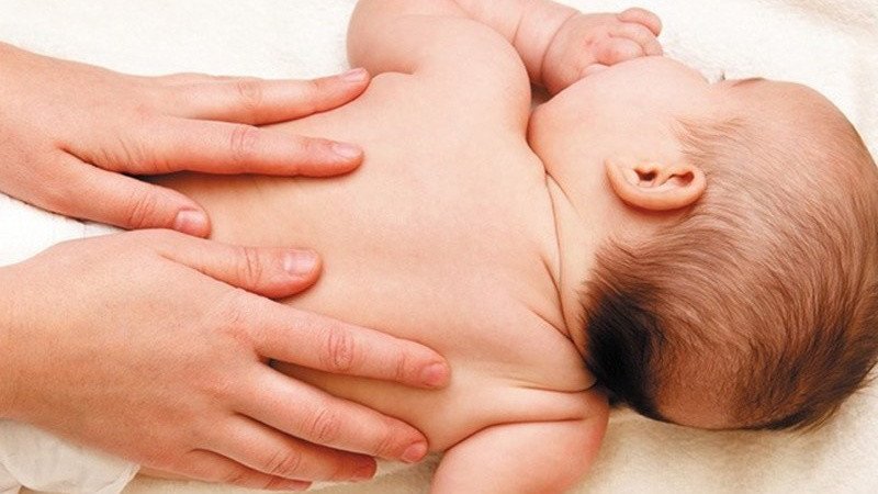 Sữa tắm Lactacyd dịu nhẹ bảo vệ và dưỡng ẩm cho làn da non nớt