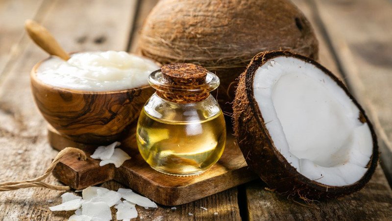 Tác dụng dưỡng ẩm của dầu dừa cho da mặt
