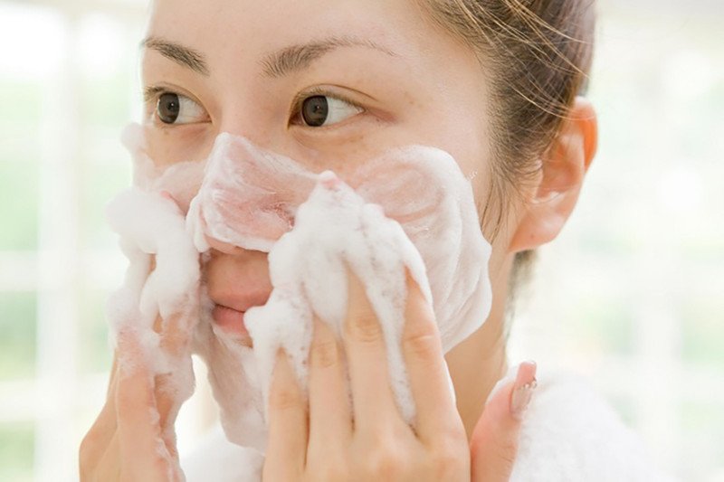 Tác dụng làm sạch sâu của sữa rửa mặt Cerave