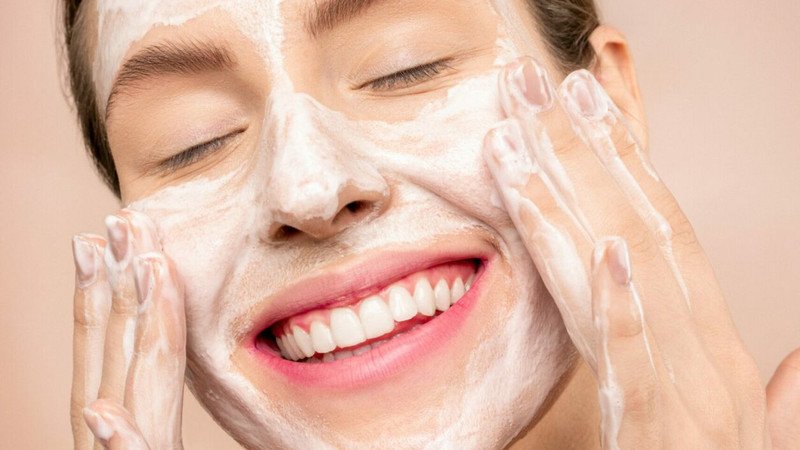 Tần suất rửa mặt hợp lý để có làn da khỏe đẹp