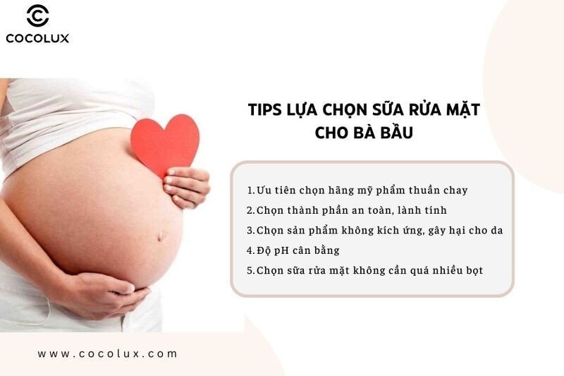 Thành phần tự nhiên trong sữa rửa mặt an toàn cho bà bầu