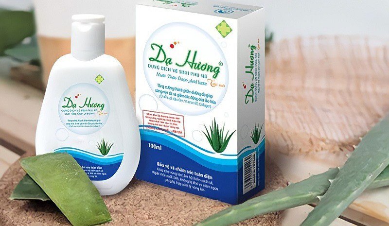 Thành phần tự nhiên và an toàn của dung dịch vệ sinh Dạ Hương