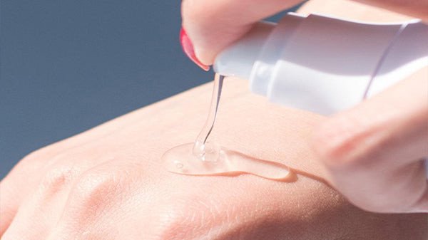 Tìm hiểu gel tẩy tế bào chết là gì và tác động của nó lên làn da