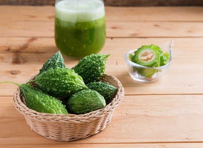 Tinh chất mướp đắng được chiết xuất giúp dưỡng ẩm sâu và làm dịu da