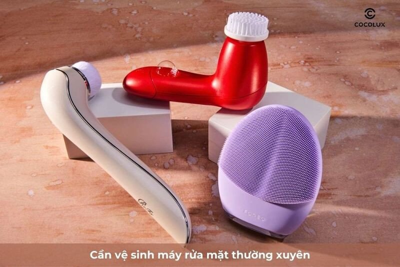 Vệ sinh máy rửa mặt định kỳ giúp máy hoạt động hiệu quả