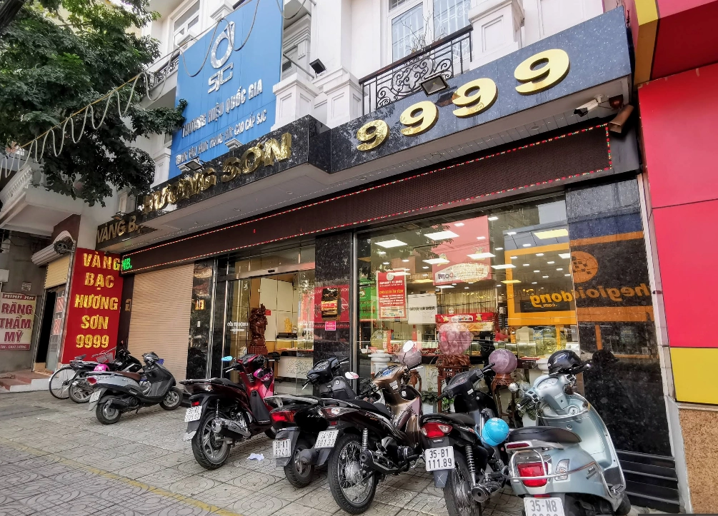 Biểu đồ so sánh giá vàng