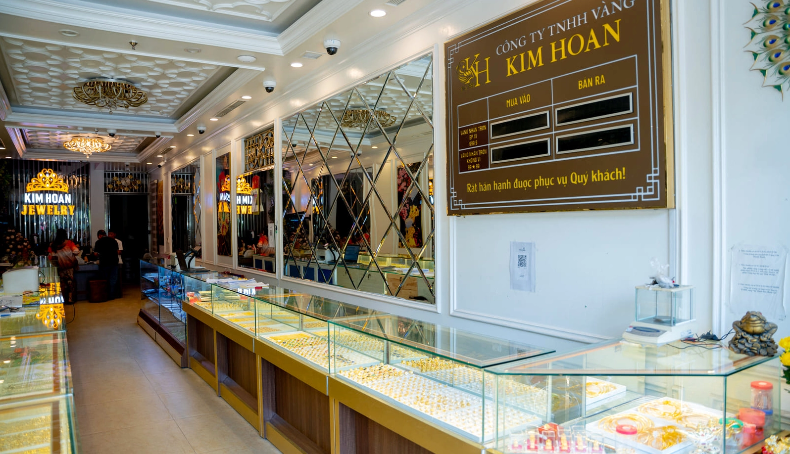 Mẫu trang sức vàng kim hoàn hiện đại