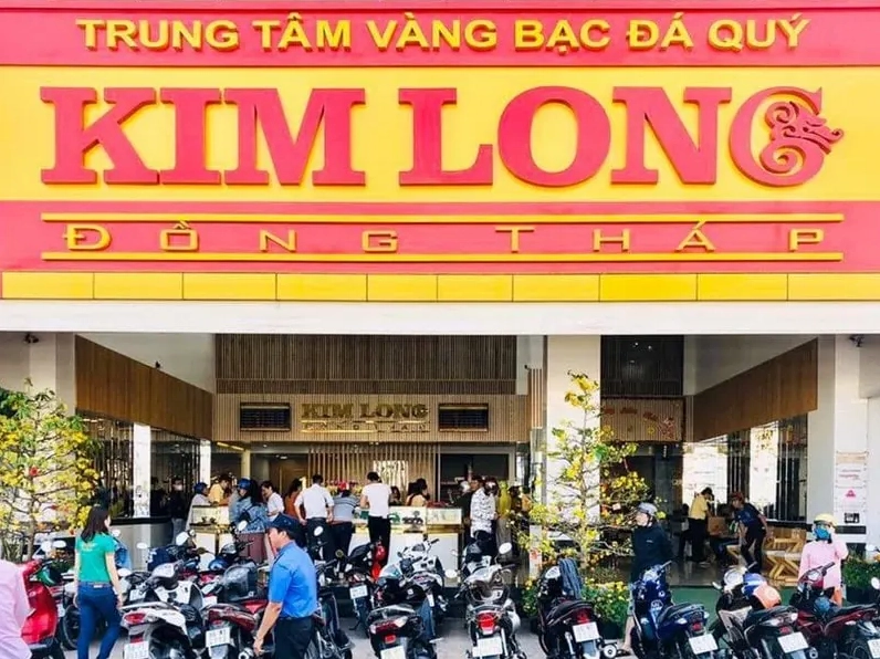 Vàng Kim Long: Ý Nghĩa, Phong Thủy và Giá Trị Vượt Thời Gian Trang sức vàng Kim Long hình rồng tinh xảo