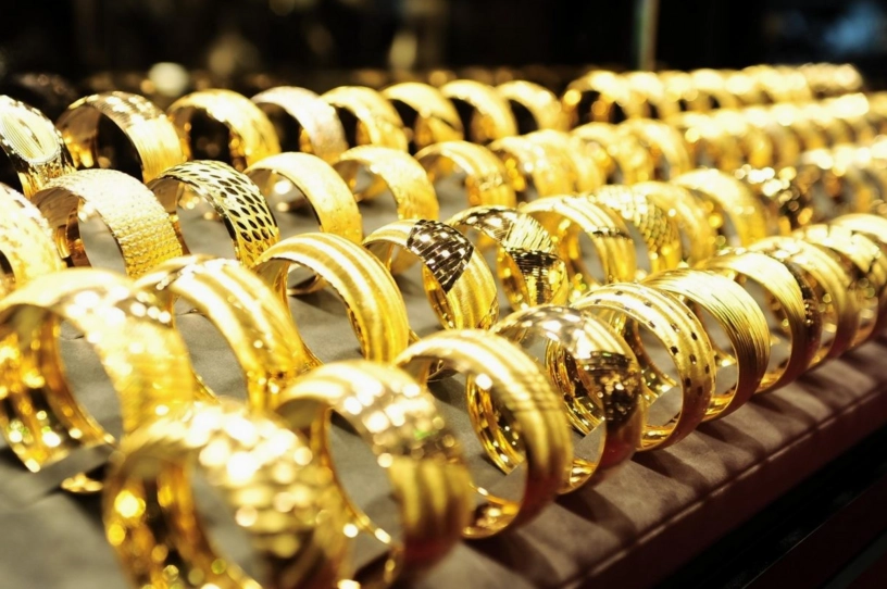 Vàng 18K: Định Nghĩa, Đặc Điểm và Giá Trị Trong Thế Giới Trang Sức 2026 Vàng nguyên chất và hợp kim vàng